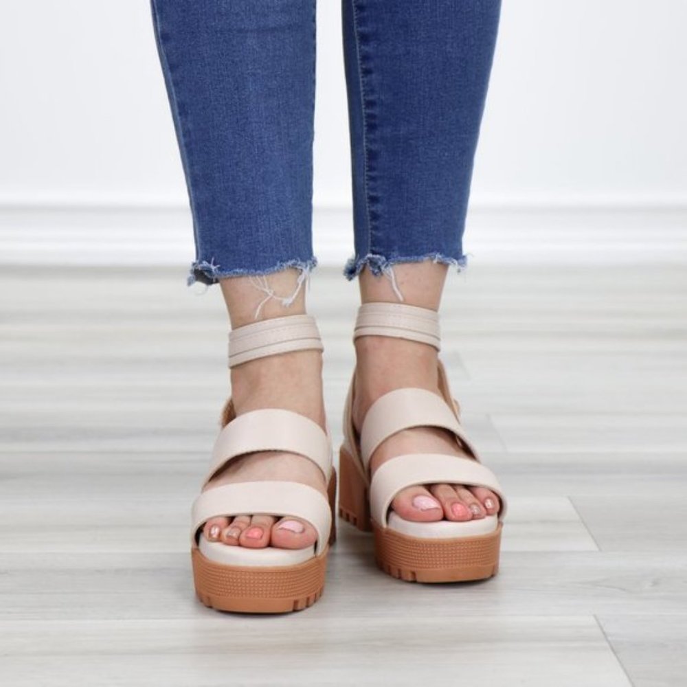 Nude Strappy Chunky Heel Sandal Faux Leather - Picture 12 of 12